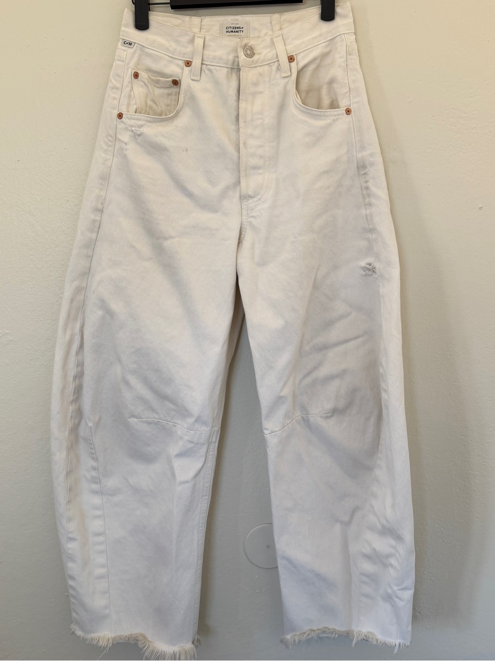 Citizens Of Humanity White horseshoe barrel, leg jeans